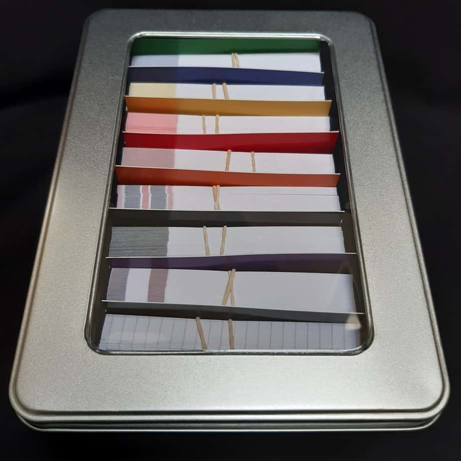 Blik voor A7 flashcards bevat 1000 kaarten over de lengte