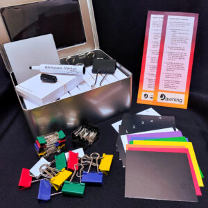 Luxe startpakket met flashcards, papierklemmen, tabbladen, whiteboard en marker, en tips voor de leitnerbox